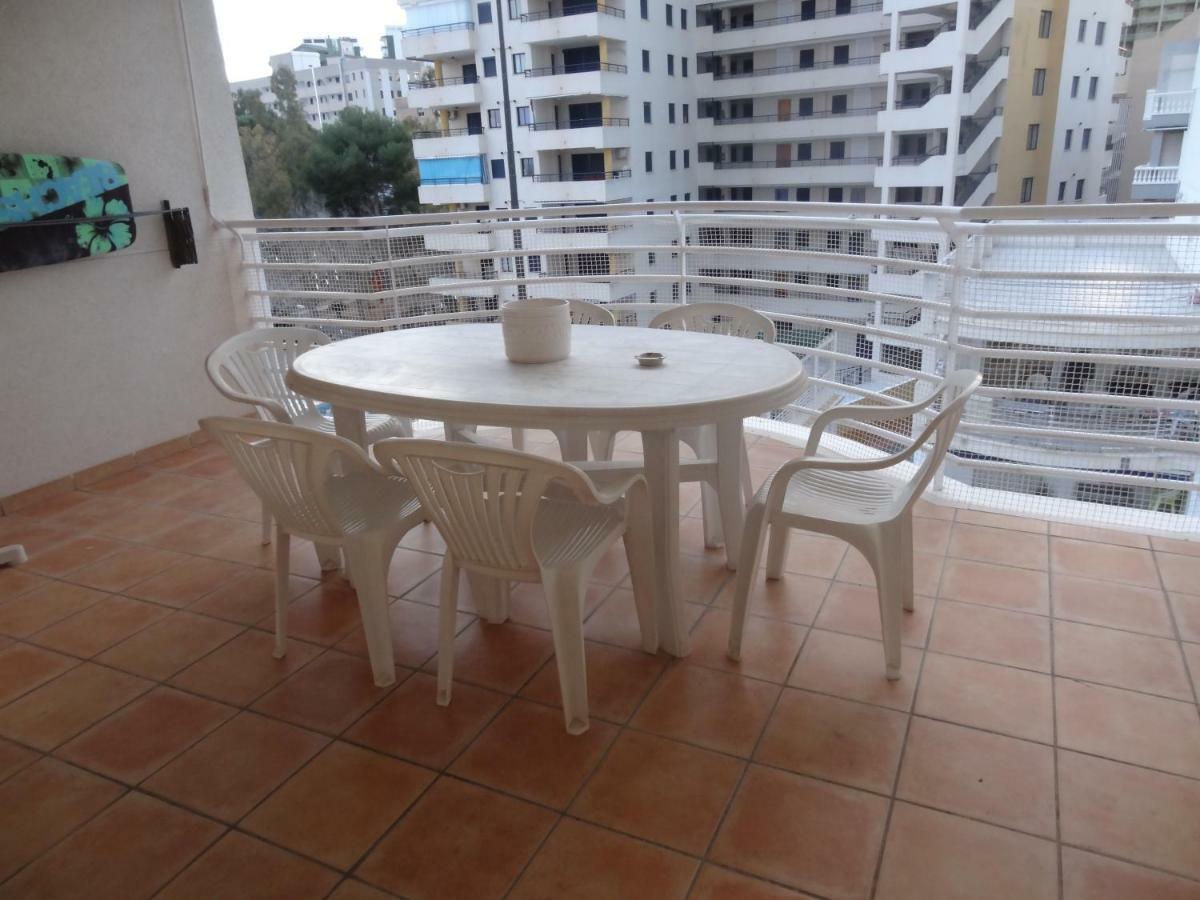 奥罗佩萨德尔马Apartamento Oroblanc Playa La Concha公寓 外观 照片
