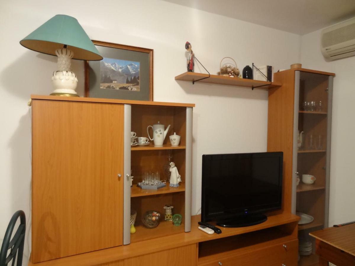 奥罗佩萨德尔马Apartamento Oroblanc Playa La Concha公寓 外观 照片