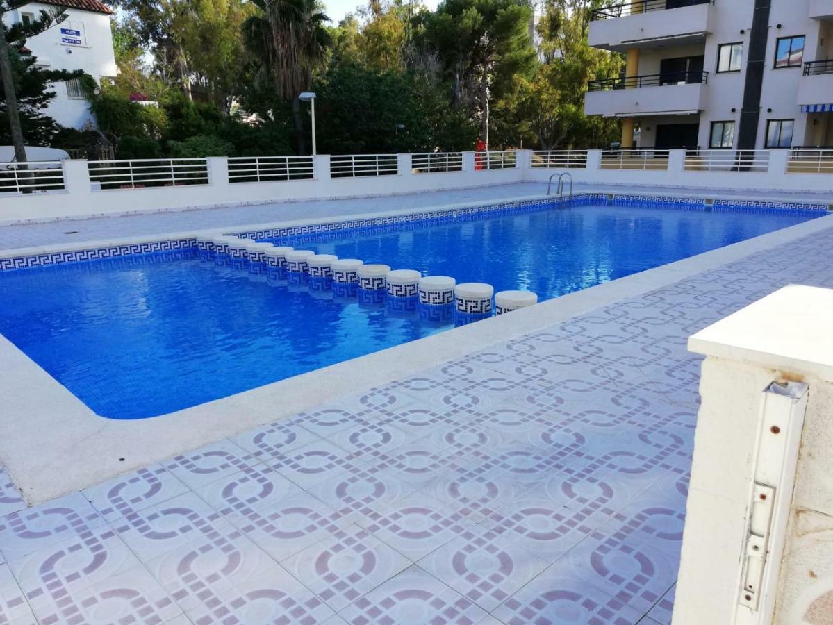 奥罗佩萨德尔马Apartamento Oroblanc Playa La Concha公寓 外观 照片